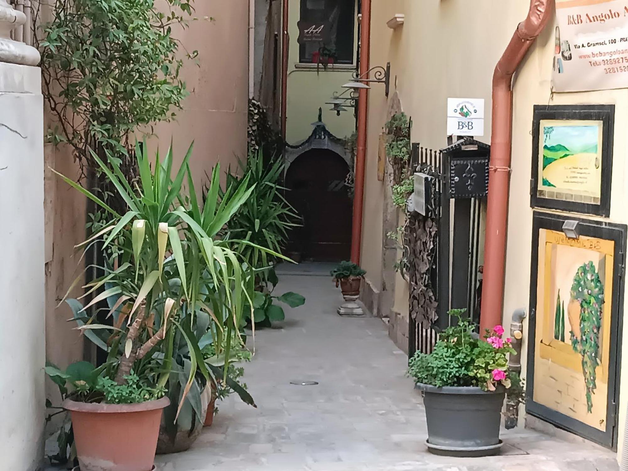 Bed And Breakfast Angolo Antico Pratola Peligna Екстер'єр фото